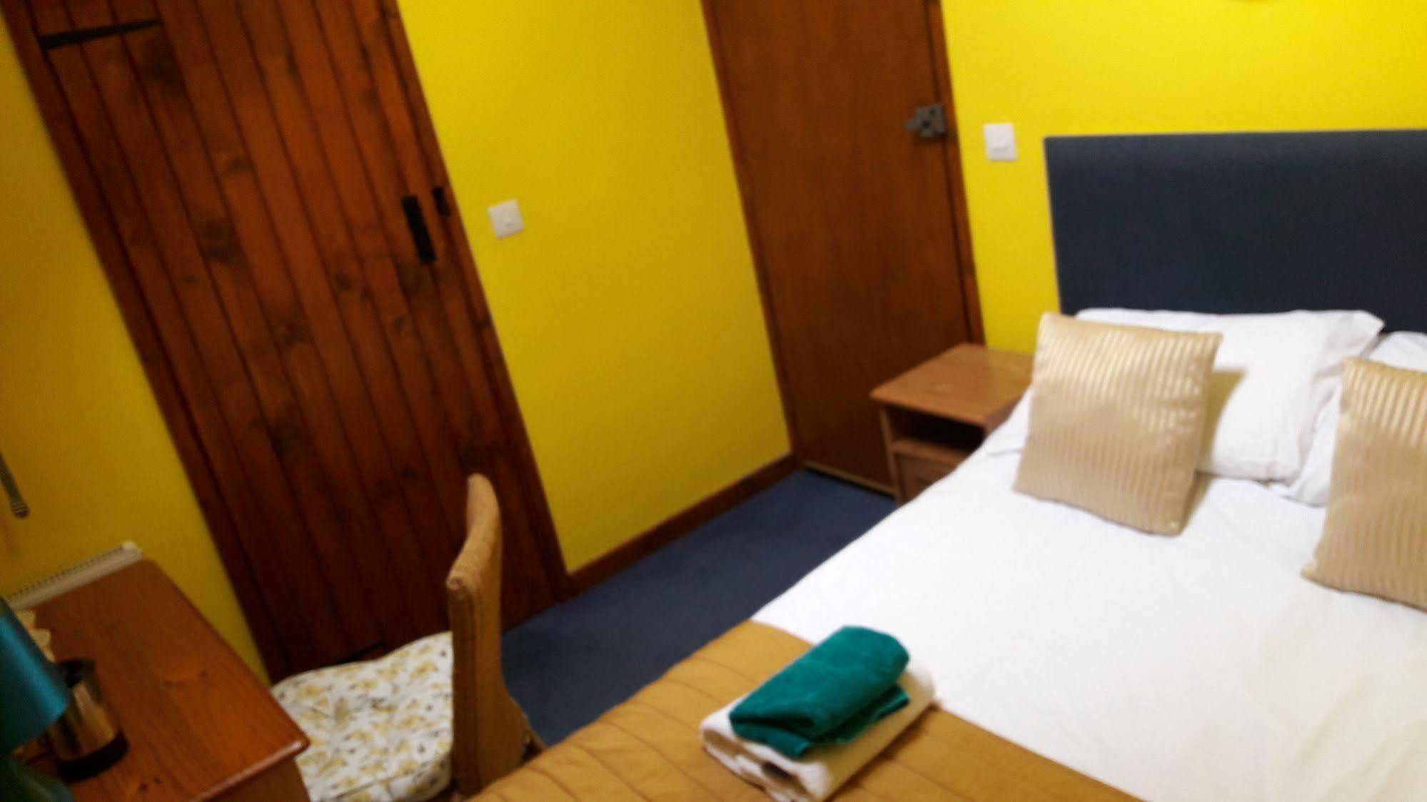 Stag Coach House Otel Carmel Dış mekan fotoğraf